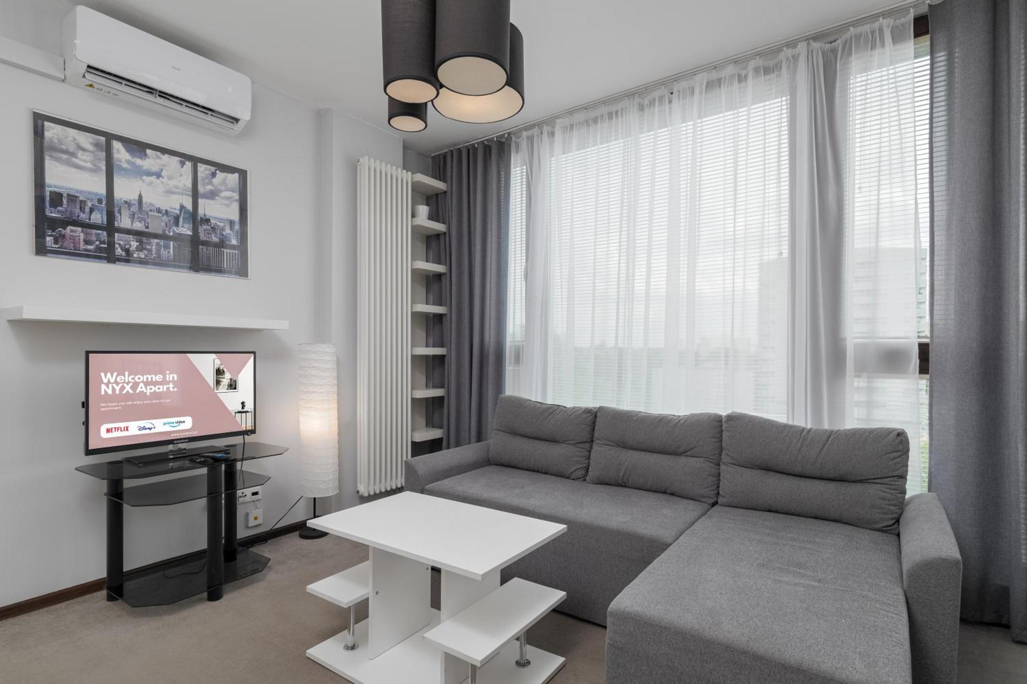Apartment Grojecka 194 By Nyx *